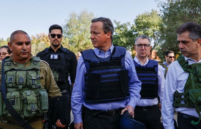 Дэвид Кэмерон прибыл в Израиль