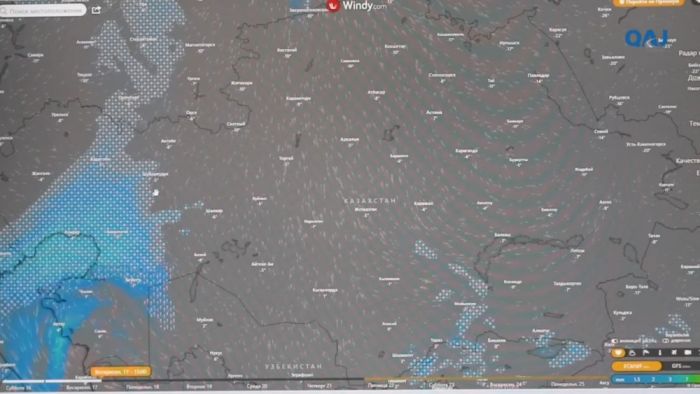 Циклон надвигается на запад Казахстана