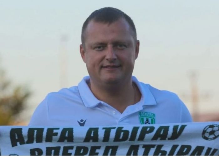 ФК «Атырау» продлил контракт с главным тренером команды Виталием Жуковским