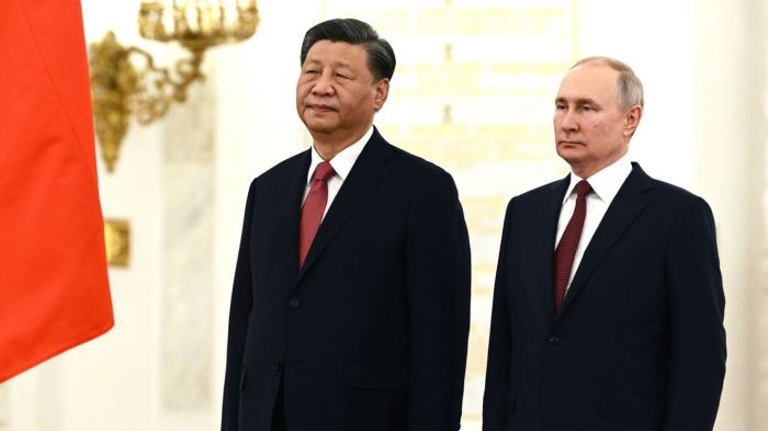 Банки Китая отказались принимать доллары от компаний из России