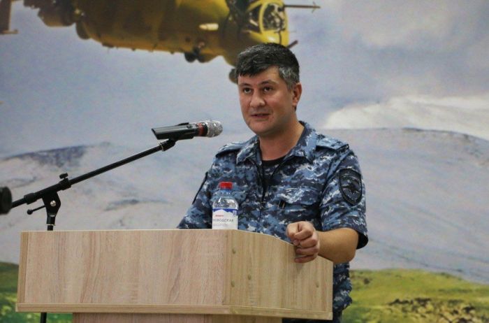 Baza: В Чечне росгвардейцы застрелили подполковника МВД 