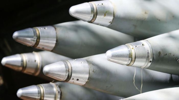 CNN: Россия производит 250 тыс. снарядов в месяц. Это втрое больше, чем США и ЕС могут отправить Украине 