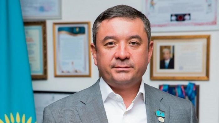 Дольщик требует возбудить уголовное дело против стройфирмы экс-депутата Сатмагамбетова