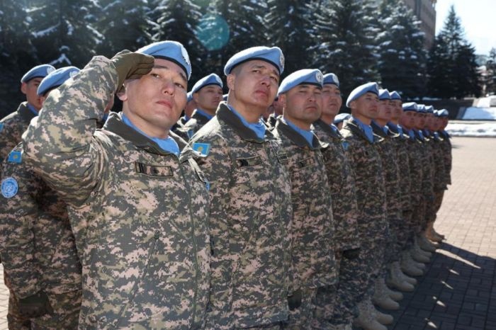 В Алматы проводили казахстанских военнослужащих на Голанские высоты