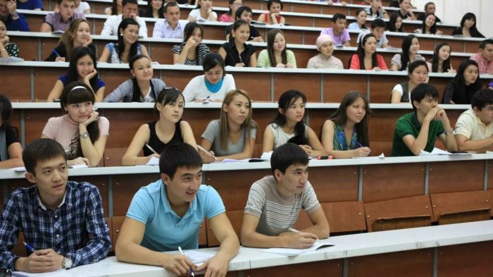 70% студентов колледжей в Казахстане учатся бесплатно