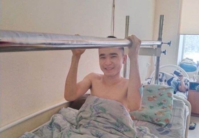 В Атырауской области пограничник был придавлен неисправным автомобилем и оказался прикованным к постели