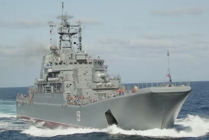 ВСУ сообщили о поражении двух десантных кораблей и центра связи в Севастополе